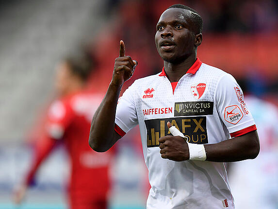 Chadrac Akolo - in dieser Aufnahme aus dem Jahr 2017 noch Torschütze beim FC Sion - läuft nun mit St. Gallen wieder in der Super League auf.