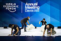 Arbeiter richteten am Samstag das Kongresszentrum in Davos GR für das Weltwirtschaftsforum (WEF) her.