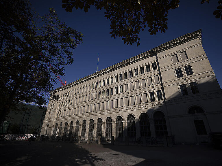 Die Schweizerische Nationalbank (SNB) hat klare Signale ausgesendet, dass es zu weiteren Erhöhungen des Leitzinses kommen dürfte. (Symbolbild)